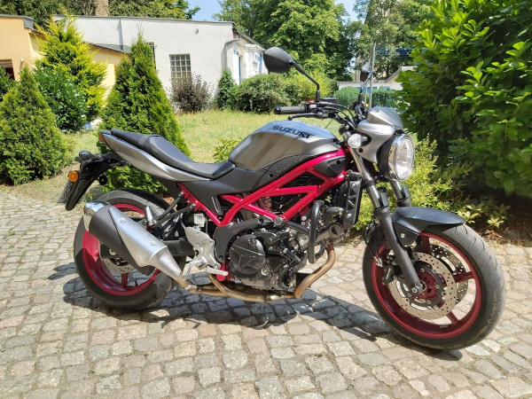 Suzuki SV 650 ABS - Klasse A (Sitzhöhe 73,5cm)